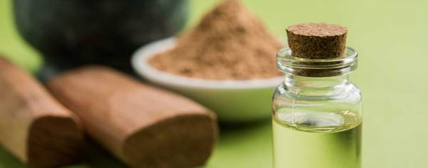 روغن گیاه چوب صندل