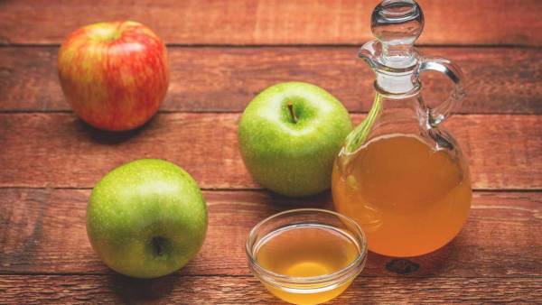 برای درمان ورم دست و پا چه باید کرد سرکه سیب برای آماس