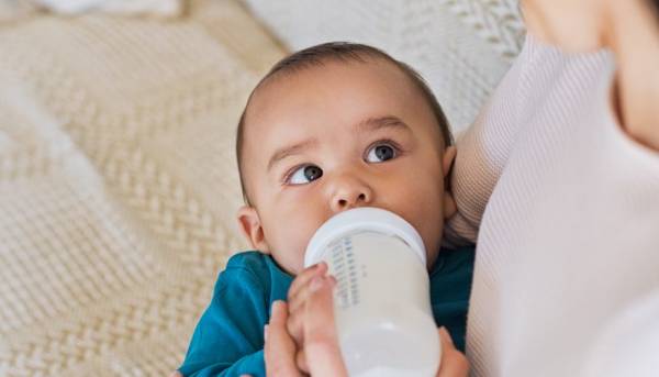 تمام نکات از شیر گرفتن کودک ، کی و چطور راحت بچه را ازشیر بگیریم؟ 