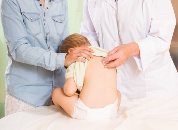معاینه خروسک کودک معاینه کودک