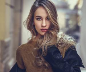 ماسک مو برای موهای کدر