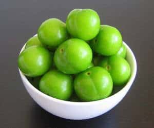گوجه سبز در بارداری