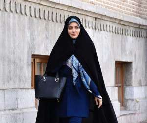 مهناز افشار