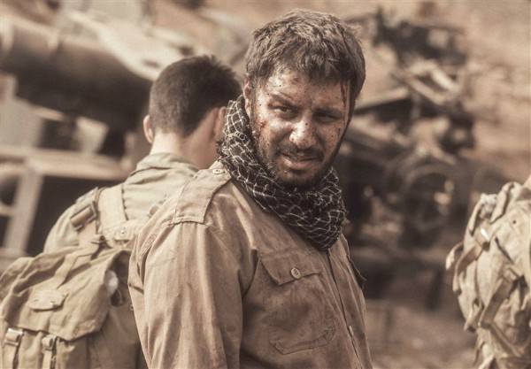 جواد عزتی در تنگه ابوقریب