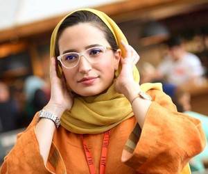 نگار جواهریان