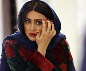 آزاده صمدی