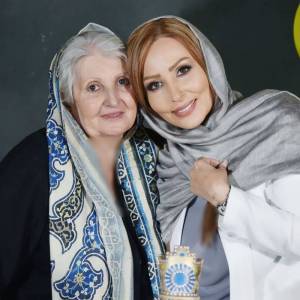 پرستو صالحی و مادرش