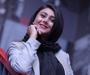 آزاده صمدی