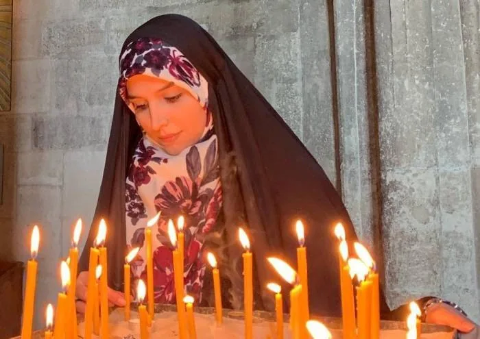 مژده لواسانی مجری تلویزیون مژده لواسانی