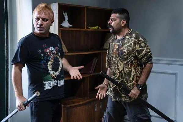 مهدی کوشکی و شاهد احمدلو در فیلم سیاه باز مهدی کوشکی و شاهد احمدلو