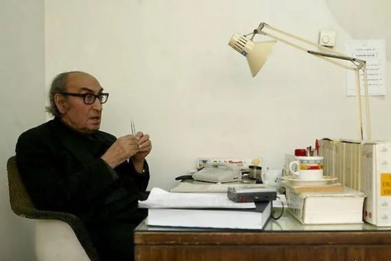 تولد رضا سیدحسینی مترجم کشورمان در 22 مهر رضا سیدحسینی