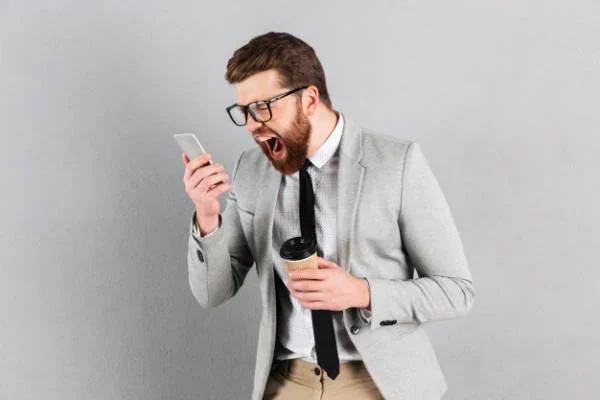 چگونه از خراب شدن گوشی جلوگیری کنیم کند بودن برنامه شاد