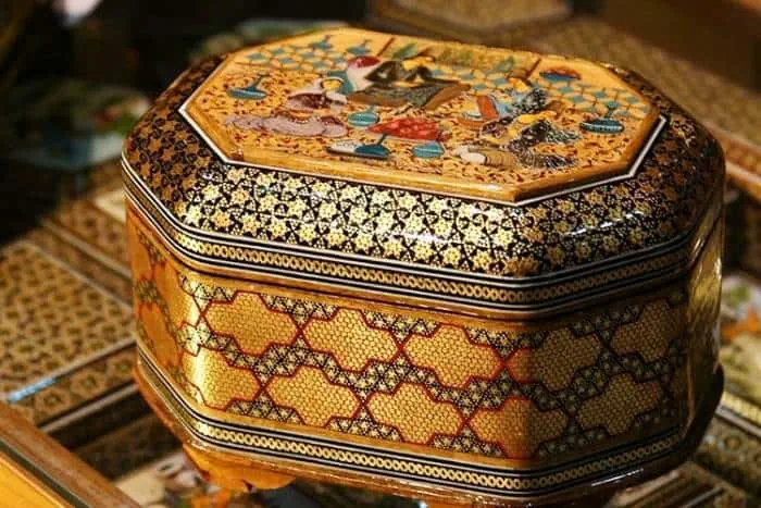 خاتم کاری از صنایع دستی اصفهان خاتم کاری