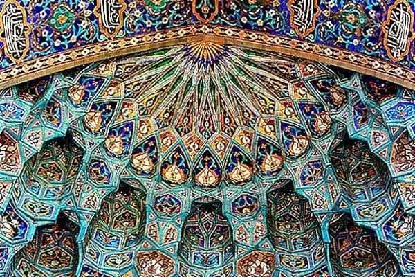 کاشی سازی از صنایع دستی اصفهان کاشی سازی