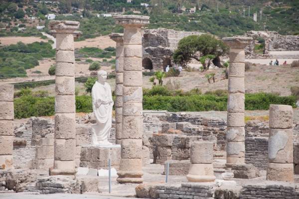 شهر باستانی کلودیا 