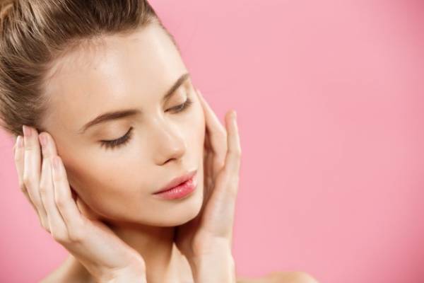 فواید میوه خرمالو برای پوست 