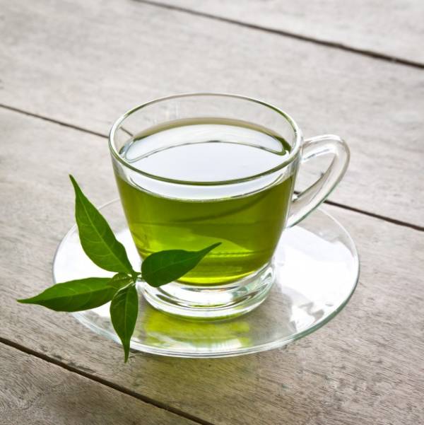 چای سبز برای درمان گلودرد