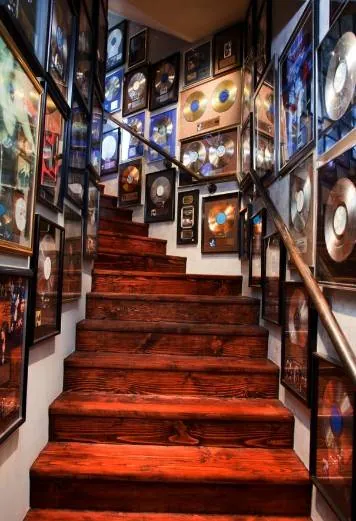 راه پله راه پله ای متفاوت راه پله