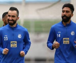 بازی استقلال ، تیم فوتبال استقلال