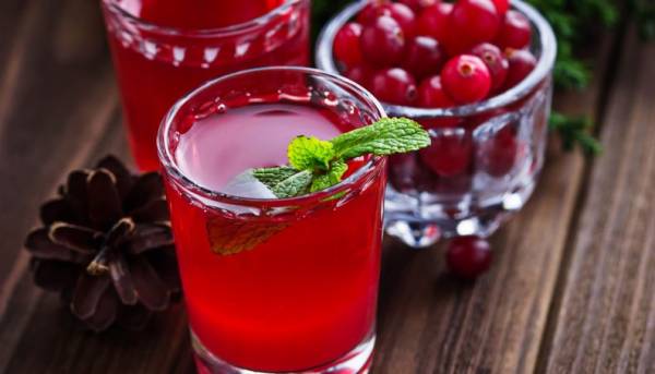 آب زغال اخته برای پوست 