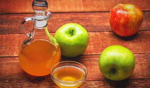 سرکه سیب برای مشکلات پوستی زیر بغل استفاده از سرکه سیب