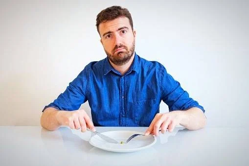 رابطه گرسنگی و عصبانیت چیست ؟ گرسنگی عصبانیت