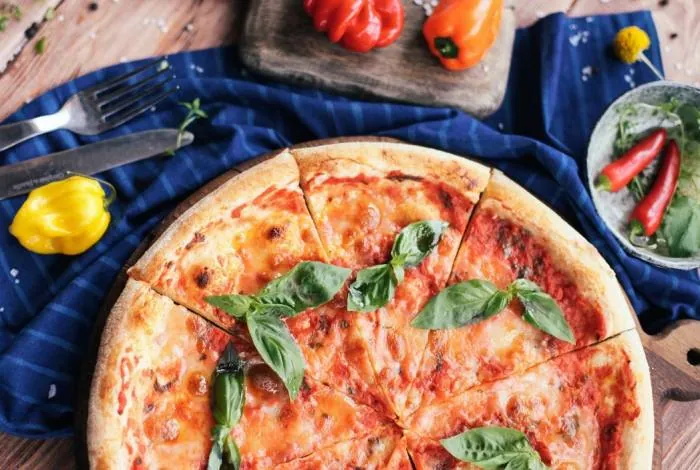 طرز تهیه پیتزا مخصوص صبحانه انواع پیتزای صبحانه