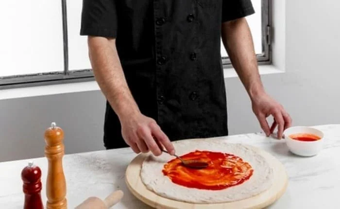 سس مخصوص پیتزا سس پیتزا