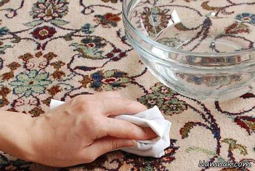 پاک کردن لکه های مختلف از روی فرش لکه فرش