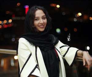 آناهیتا درگاهی