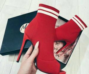 بوت مجلسی ، نیم بوت مجلسی