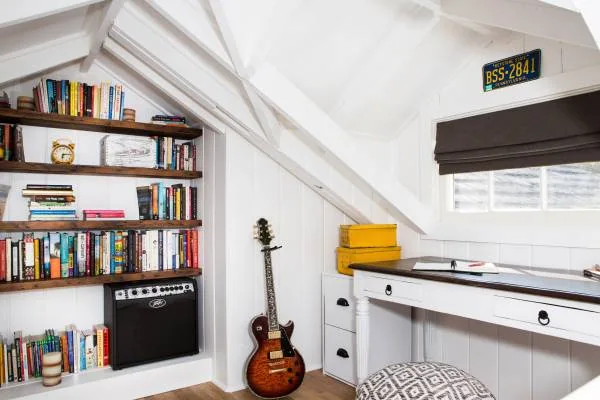 تبدیل اتاق زیر شیروانی به اتاق موسیقی اتاق زیر شیروانی