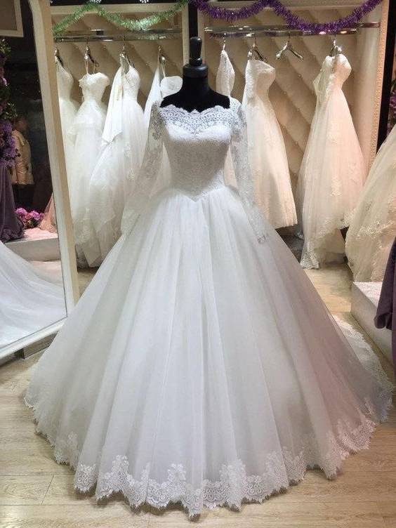 لباس عروس دانتل دار