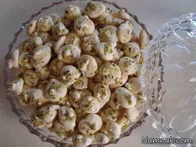 طرز تهیه شیرینی گردویی شیرنی پفکی