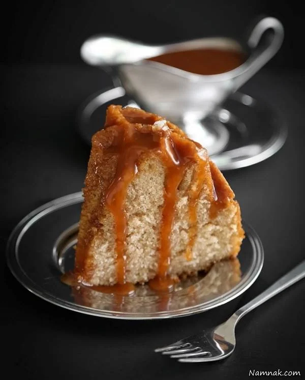 کیک اسنیکردودل با سس کاراملی شور کیک اسنیکردودل