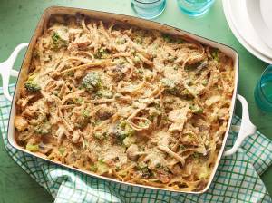 طرز تهیه کاسرول تن ماهی ، کاسرول تن ماهی و سبزیجات