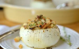طرز تهیه دلمه پیاز ، دلمه پیاز