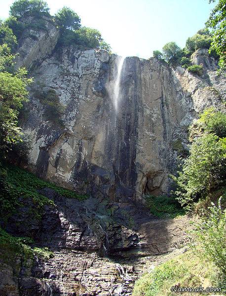 جاذبه گردشگری لاتون