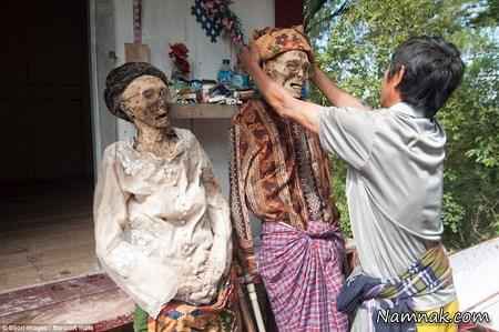 مَرآسِم بسیــــآر عجیـب نَبش قبر در اندونزی!! 1