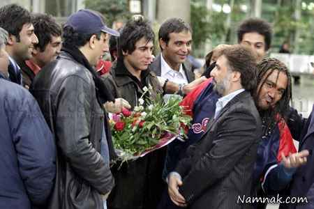 سید جواد هاشمی و مهران غفوریان در فیلم فوتبالی ها  ، جواد هاشمی ، بیوگرافی سید جواد هاشمی