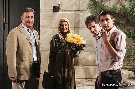 محسن افشانی و مادرش عکس کودکی محسن افشانی محسن افشانی در سریال پنجره