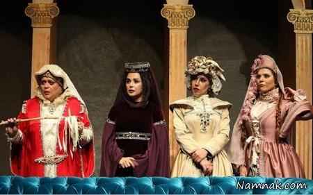 بهاره رهنما ، کمند امیرسلیمانی و سحر دولتشاهی در نمایش دورهمی زنان شکسپیر