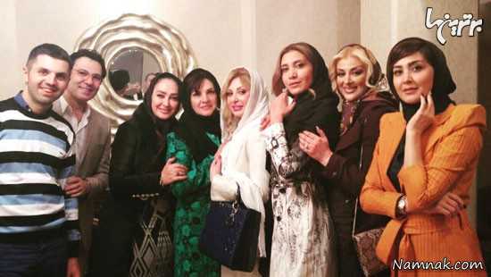 علی اوجی و دوستان. با حضور مریم معصومی، همسر کوروش تهامی، نیکی مظفری، نیوشا ضیغمی، آذر معماریان، الهام حمیدی علی اوجی و دوستان. با حضور مریم معصومی، همسر کوروش تهامی، نیکی مظفری، نیوشا ضیغمی، آذر معماریان، الهام حمیدی