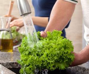 راهنمای شستن سبزی ، نکاتی هنگام شستن سبزی
