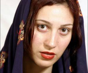 فلامک جنیدی ، فلامک جنیدی در کنار همسرش