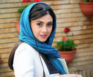 آزاده صمدی