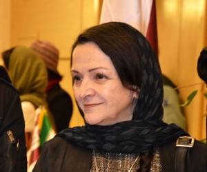 گلاب آدینه