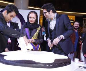 پوریا پورسرخ ، نیکی کریمی