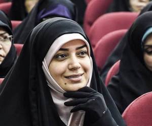 الهام چرخنده