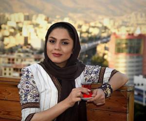 آزاده زارعی در آفریقا ، عکسهای آزاده زارعی در آفریقا